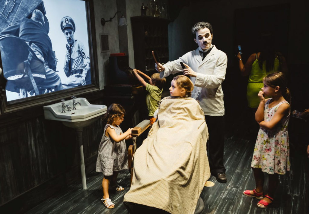 Chaplin's world barber scene