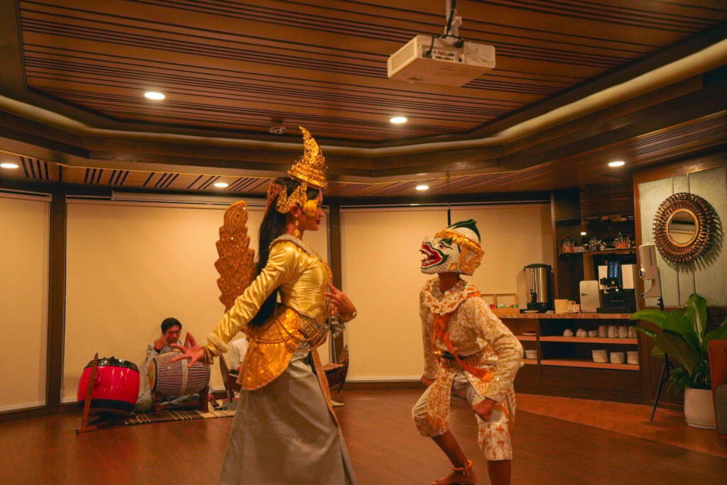 Ramayana cultural performance on The APT Mekong Serenity
